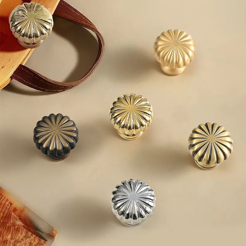 Drawer Pull Gold - フランスのシンプルな真鍮ボールノブ、シングルホールハンドル、ゴールドキャビネット引き出しドアプル、ワードローブ、ベッドサイドテーブル、家具金具用