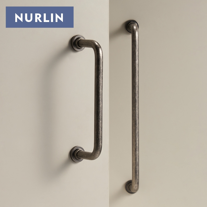 ホイールリンソリッドブラスラウンドアシャーリングハンドル、ア - Drawer Pull Gold のレビューと価格
