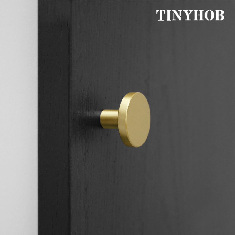 ラウンド真鍮ドレッサーノブ引き出し取手ハンドルキャビネットド - Drawer Pull Gold のレビューと価格
