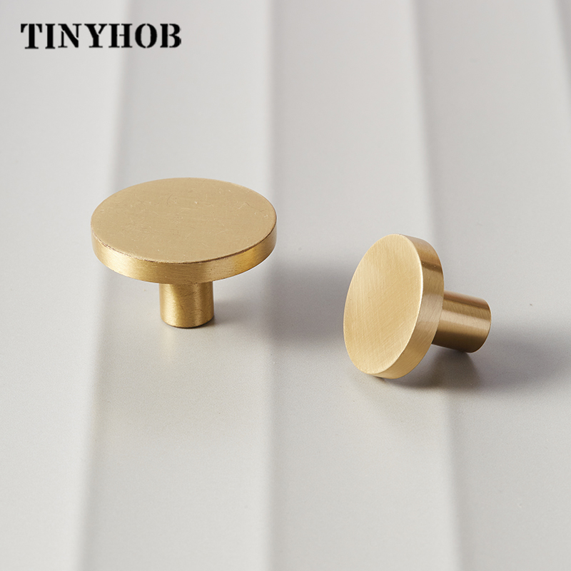 ラウンド真鍮ドレッサーノブ引き出し取手ハンドルキャビネットド - Drawer Pull Gold のレビューと価格